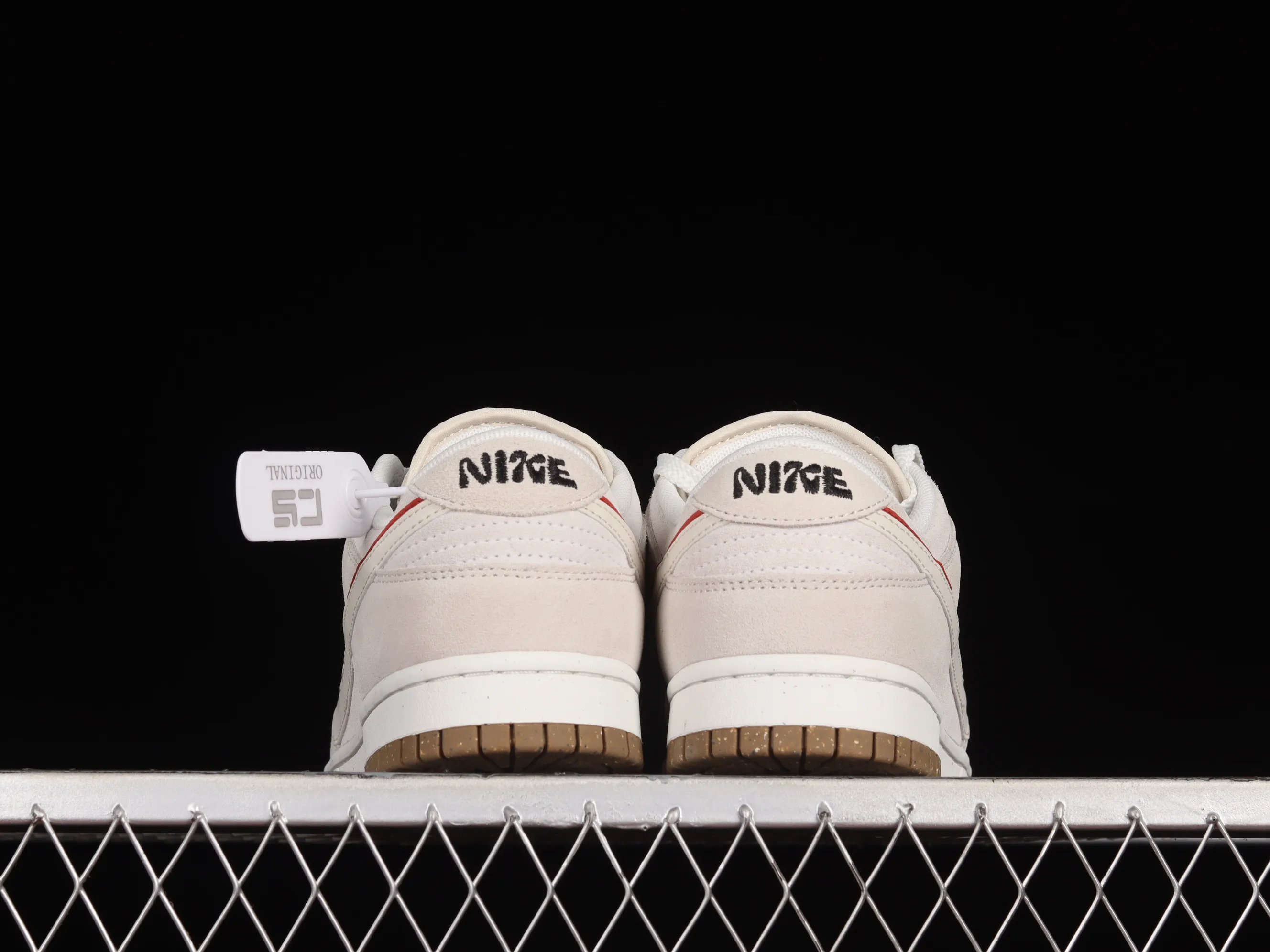 All categories Nk SB Dunk series Nk SB Dunk Low low-top sneakers Nk SB Dunk Low "85" gray red double hook SB low-top sports and leisure sneakers DO9457-100